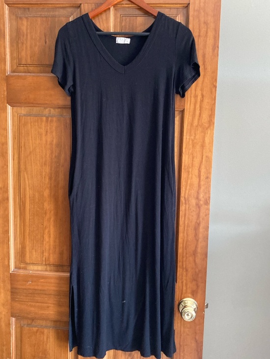 24/7 Maurices Dresses & Skirts - Maurices Black V-Neck Short Sleeve Maxi Dress